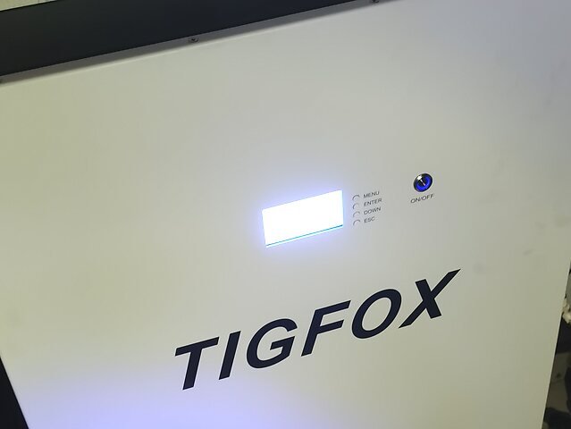G-Unit's installed TIGFOX battery powered on with LCD lit